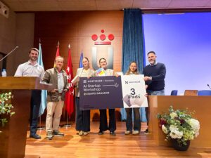 Equipo ganador del AI Startup Workshop en la URJC con su proyecto ConfidIA